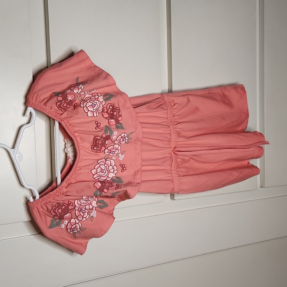 Coral‎ pink romper